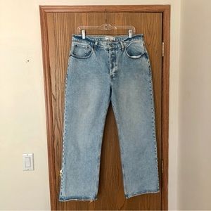 Abercrombie & Fitch The 90's Baggy Low Rise Light Wash Jeans